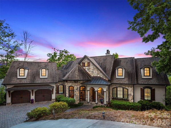1105 Timberbluff Way , Arden, NC 28704