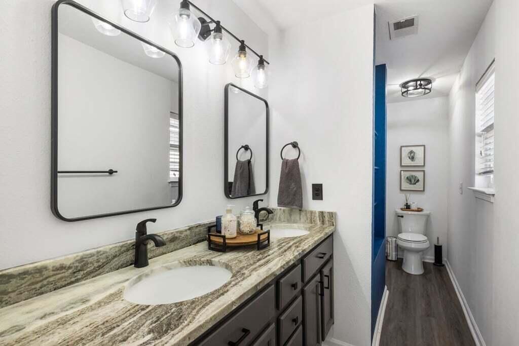 1207 Vistiana Drive Photo 17