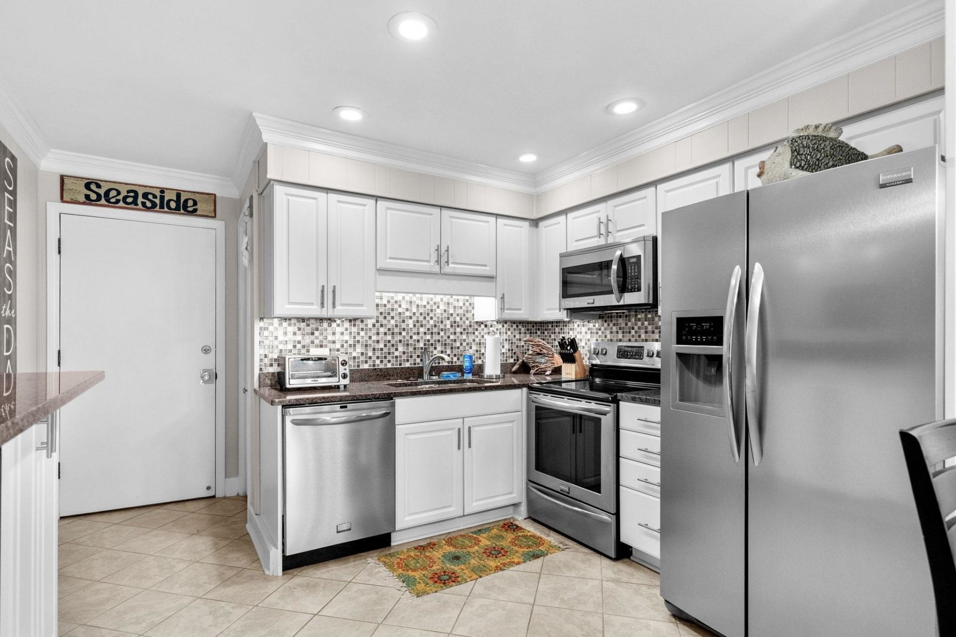 9660 Shore Dr. Photo 18
