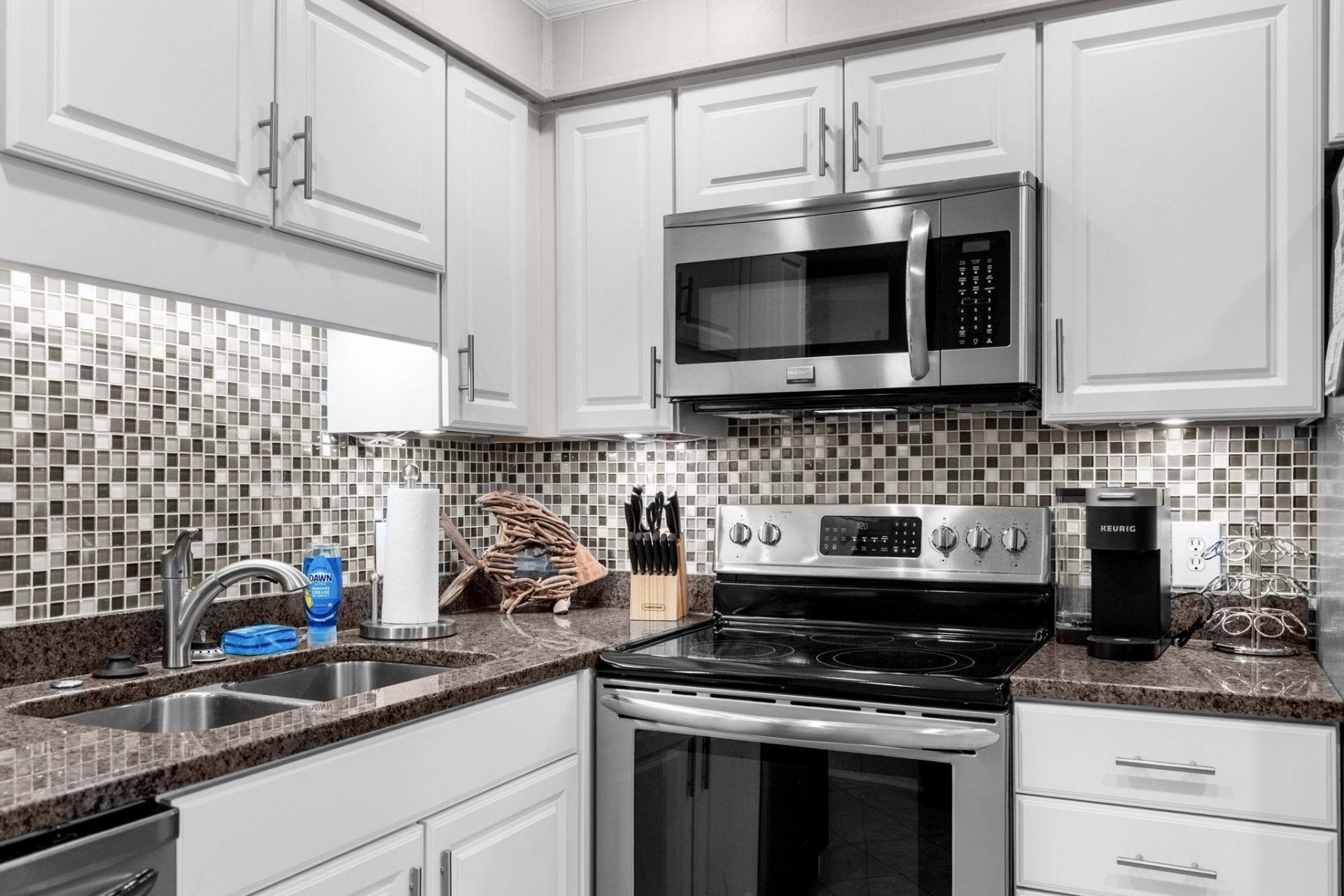 9660 Shore Dr. Photo 20