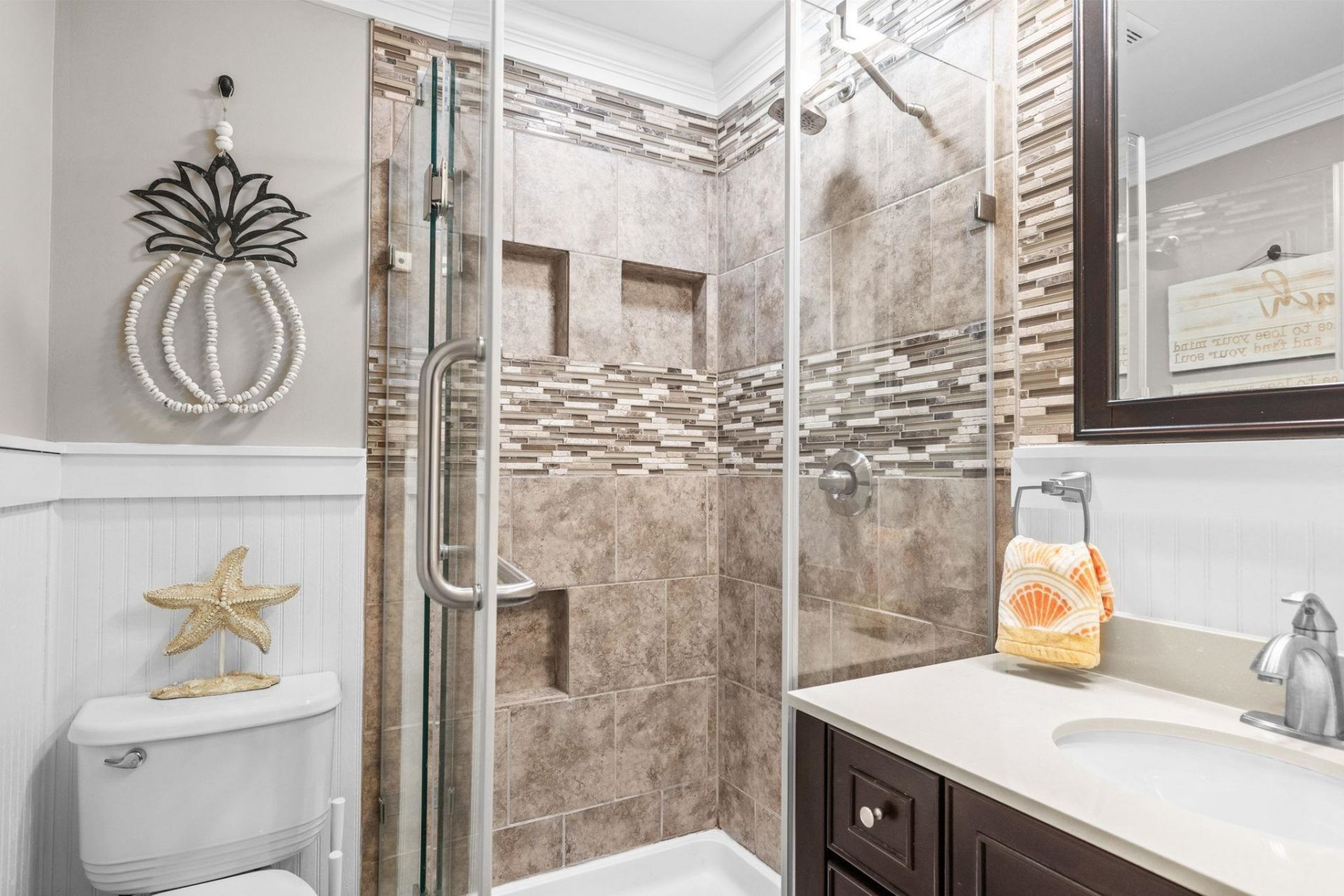9660 Shore Dr. Photo 29