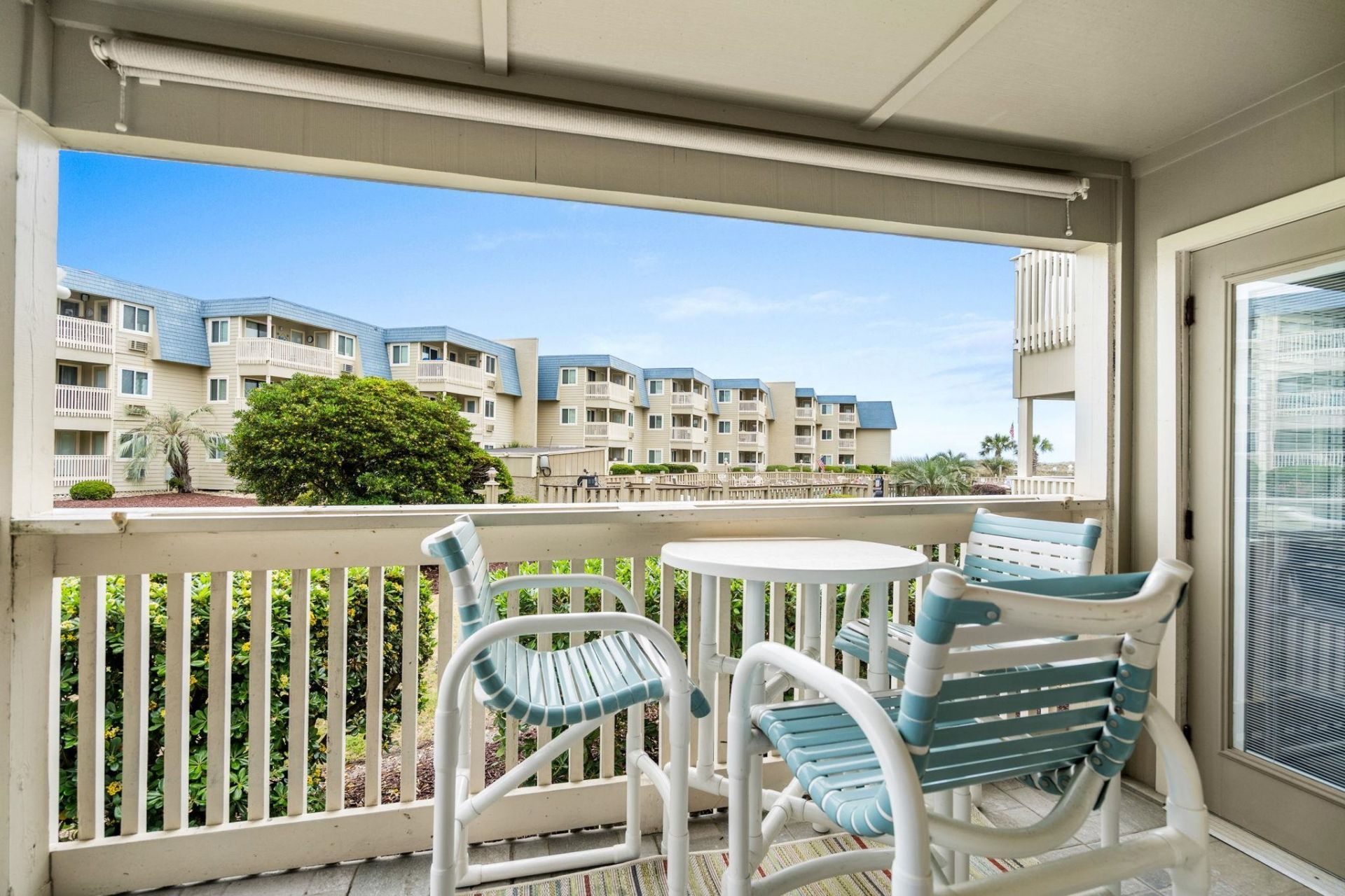 9660 Shore Dr. Photo 36
