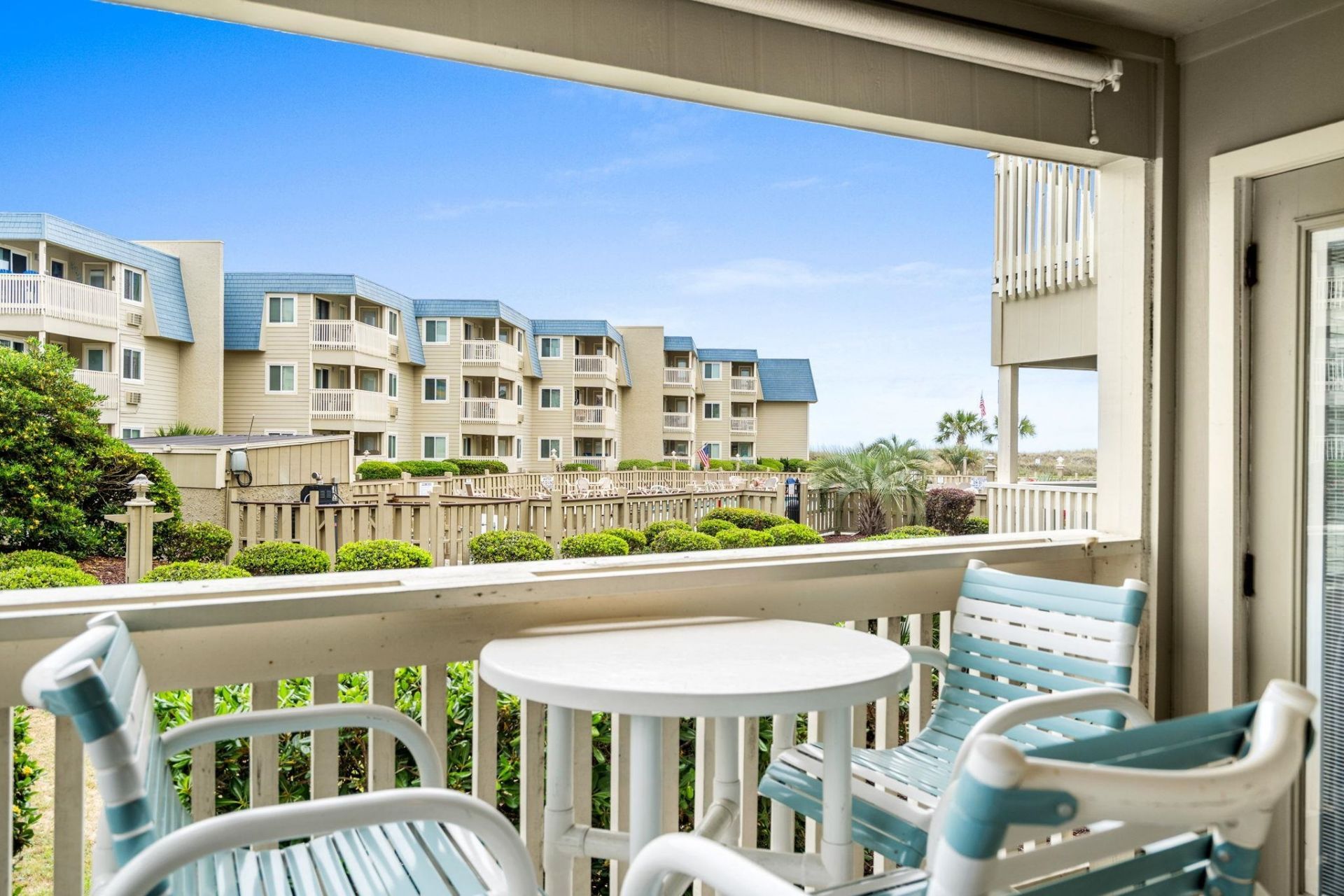 9660 Shore Dr. Photo 38