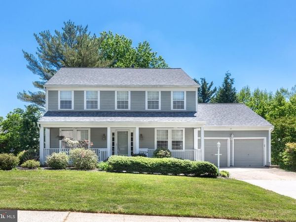 17 GOLDEN GRASS COURT, OWINGS MILLS, MD 21117
