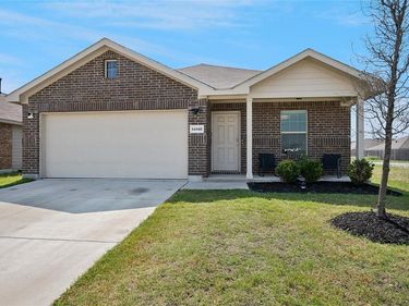 14445 Artisan Drive, Fort Worth, TX 76177