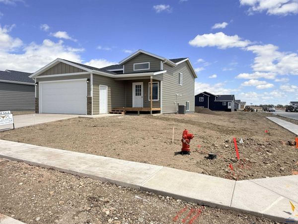4180 MCINTOSH LN, Rapid City, SD 57703