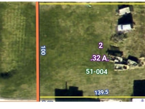 1st Street N, Walford, IA 52351