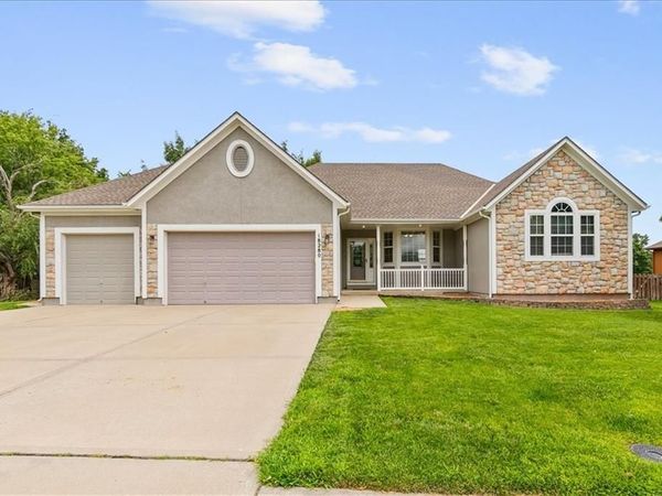 18280 W 157th Street, Olathe, KS 66062