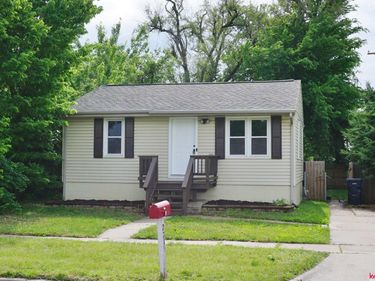 2715 N 35th Street , Lincoln, NE 68504