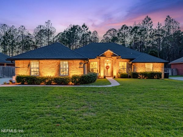 1664 FALKLAND Road E, Jacksonville, FL 32221