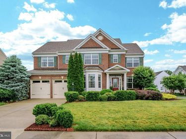 42134 AUTUMN RAIN CIRCLE, BRAMBLETON, VA 20148