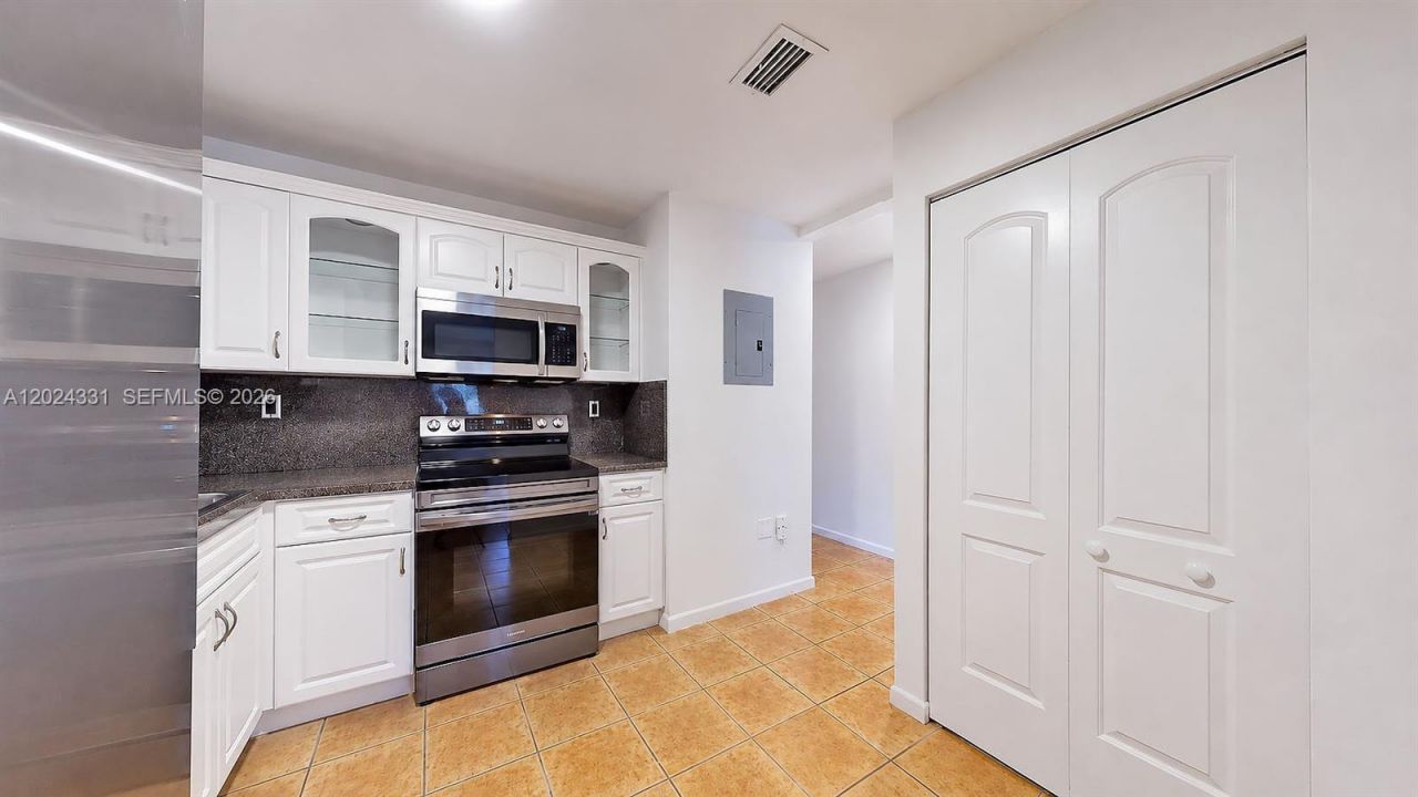 14903 SW 80th St , Unit 201, Miami, FL 33193 Photo