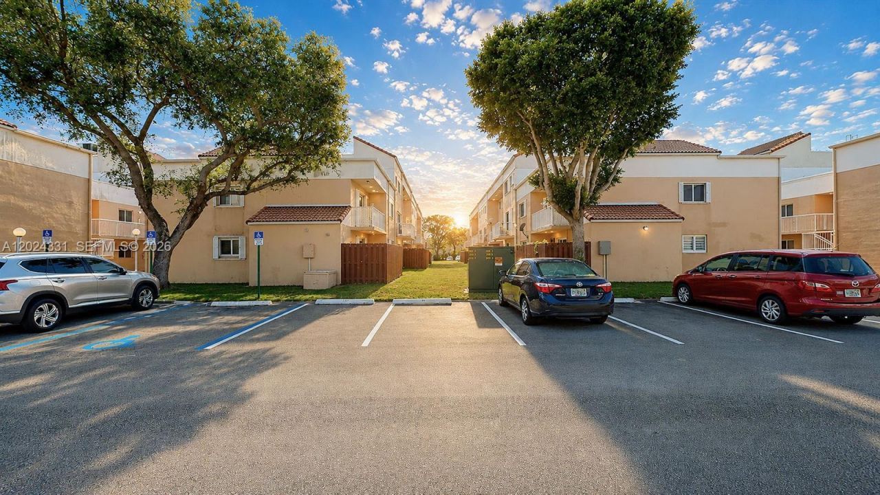 14903 SW 80th St , Unit 201, Miami, FL 33193 Photo