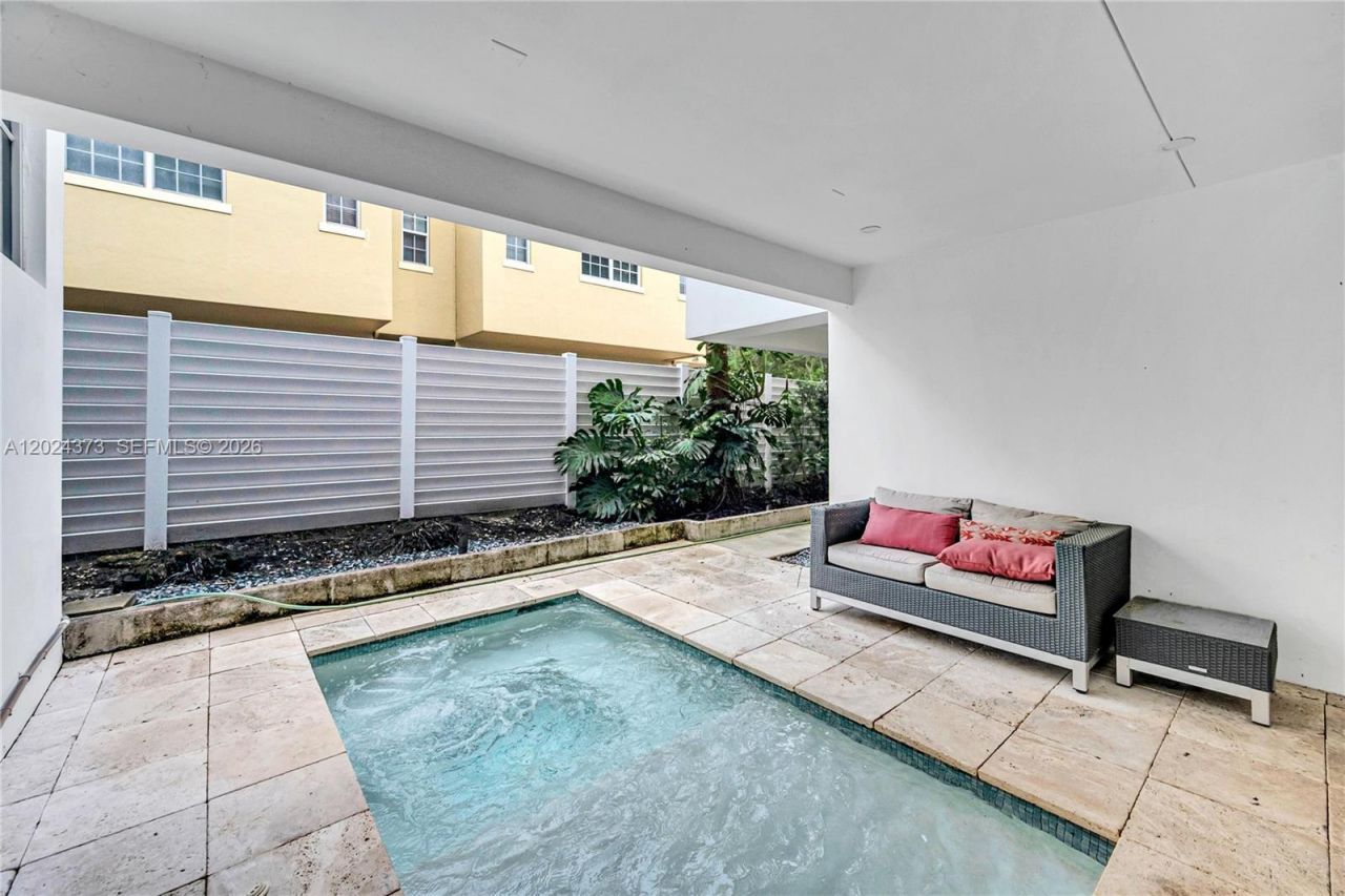 1511 NE 4th Pl, Fort Lauderdale, FL 33301 Photo