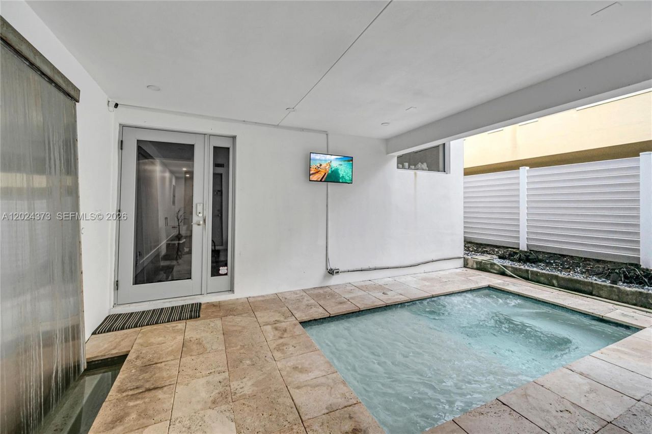 1511 NE 4th Pl, Fort Lauderdale, FL 33301 Photo