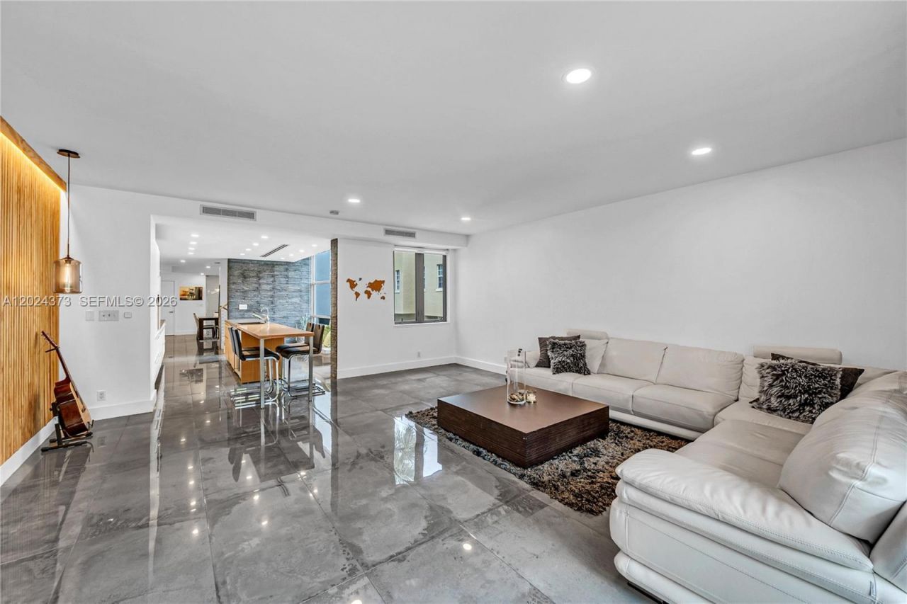 1511 NE 4th Pl, Fort Lauderdale, FL 33301 Photo