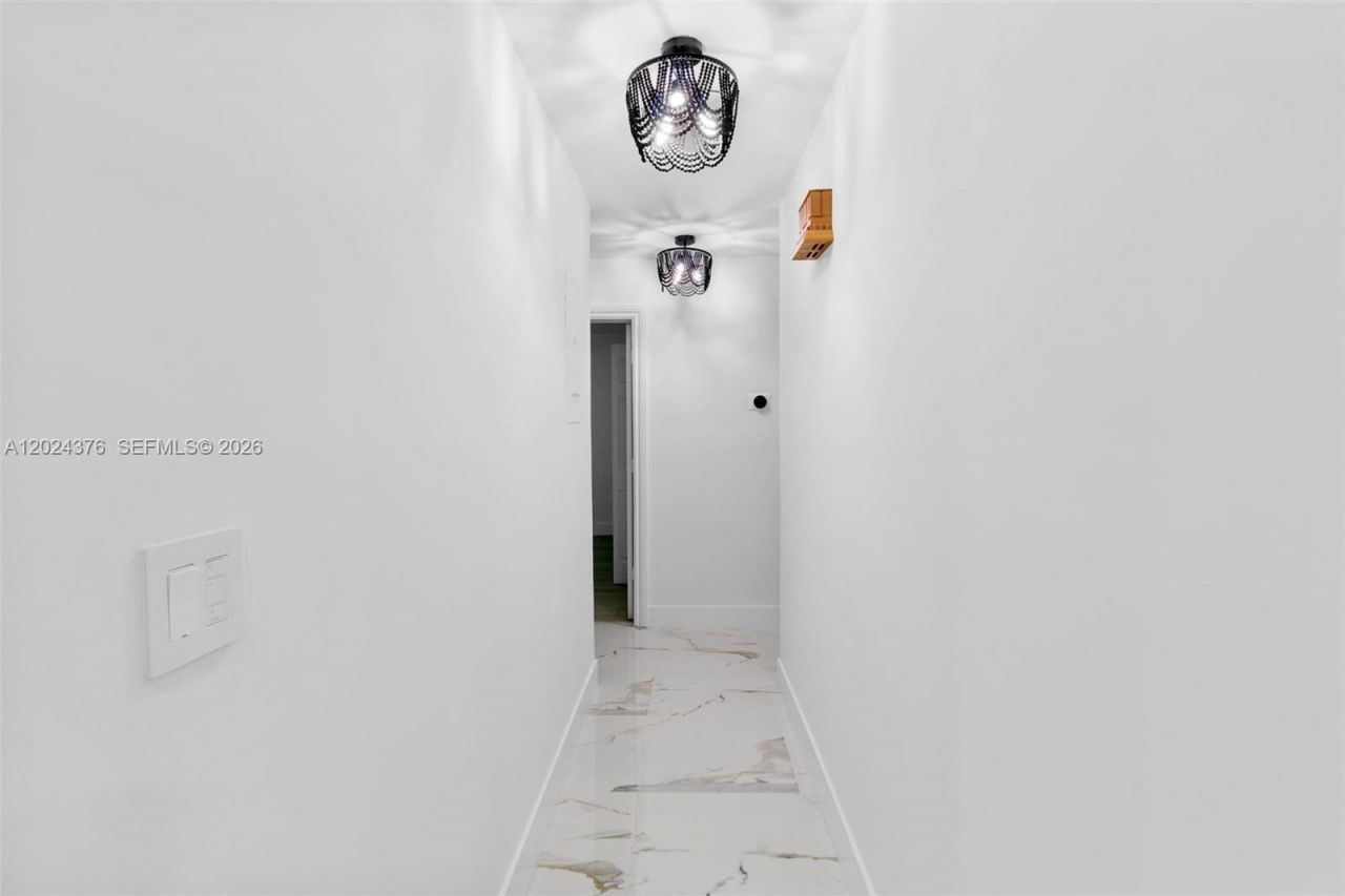 7220 NW 10th Pl , Plantation, FL 33313 Photo