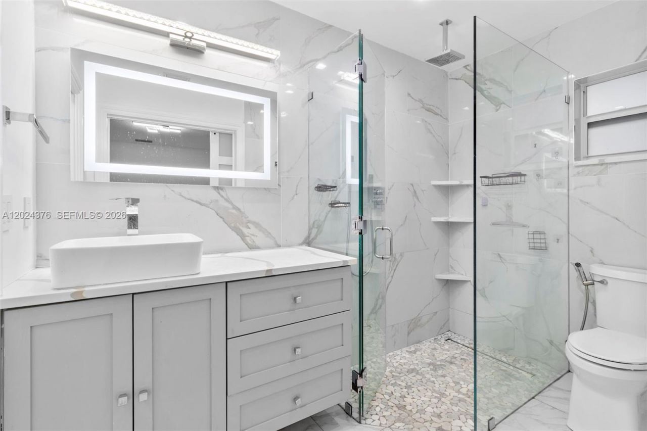 7220 NW 10th Pl , Plantation, FL 33313 Photo