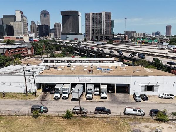 510 S Good Latimer Expressway, Dallas, TX 75226