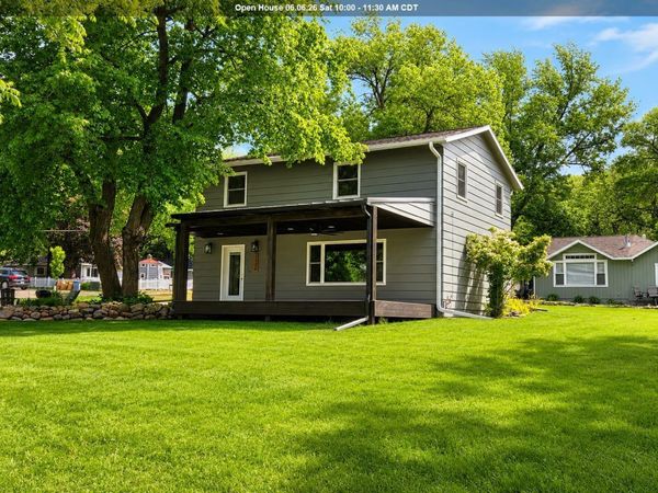 1404 4th Street , West Okoboji, IA 51351