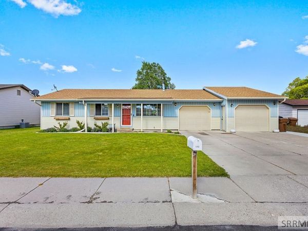 5761 Eve Street, CHUBBUCK, ID 83202