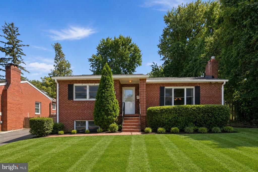 6230 Washington Boulevard, Arlington, VA 22205 Main Photo