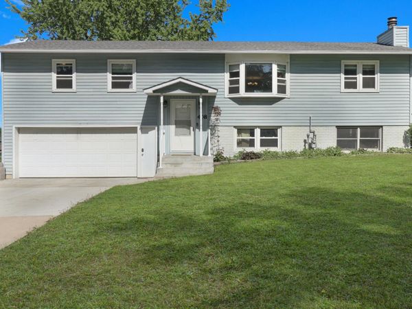 408 6th Avenue NW, Dodge Center, MN 55927