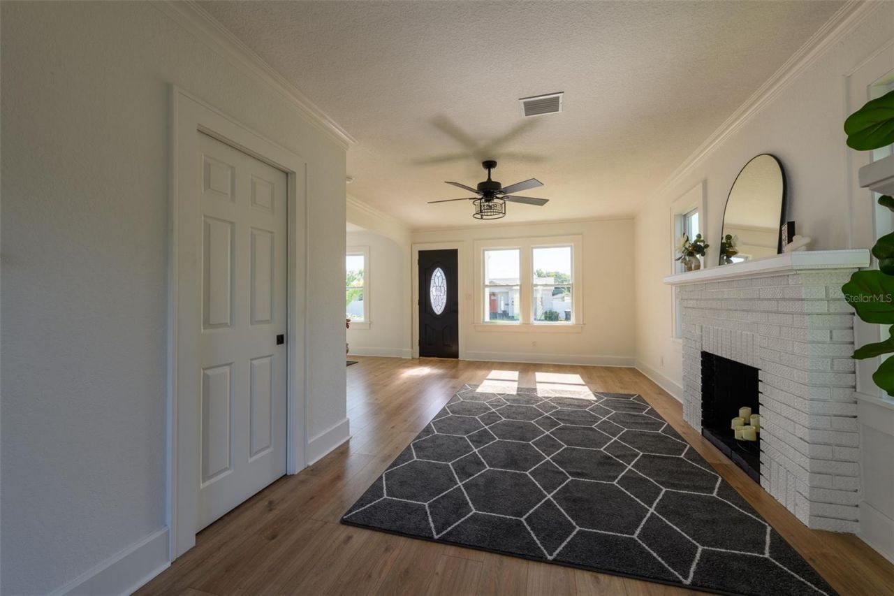 3638 Prescott Street N, Saint Petersburg, FL 33703 Photo