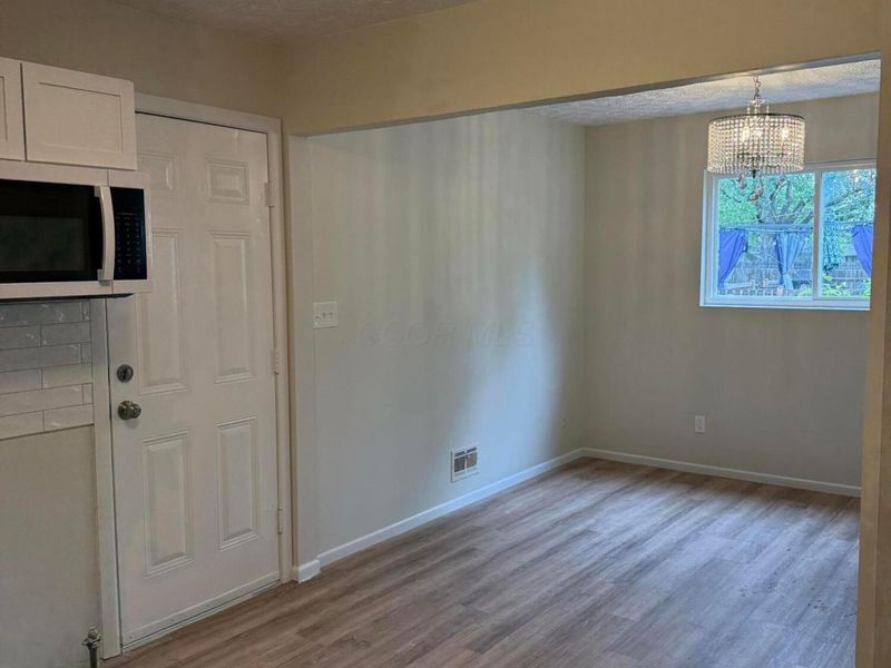 3184 Scottwood Road , Columbus, OH 43227 Photo 5