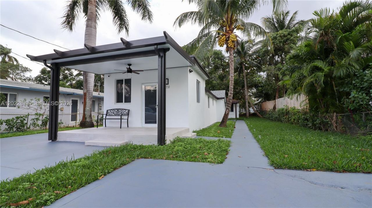330 NW 82nd Ter , Miami, FL 33150 Photo