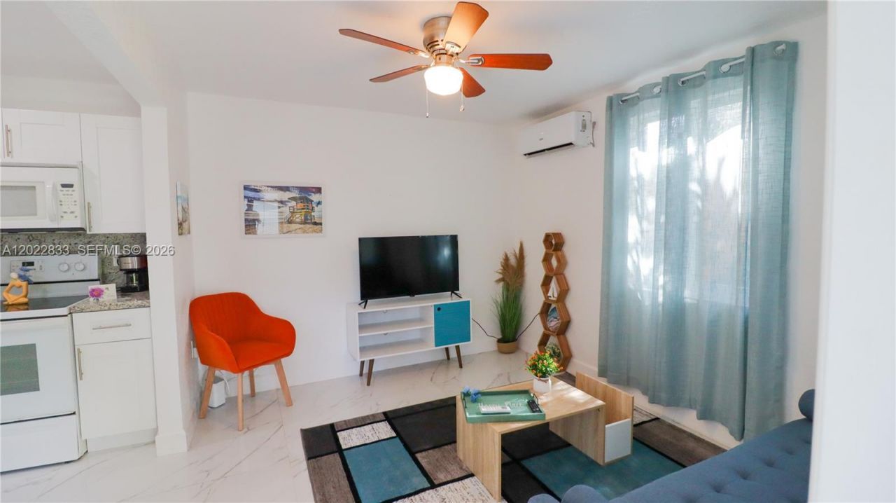 330 NW 82nd Ter , Miami, FL 33150 Photo