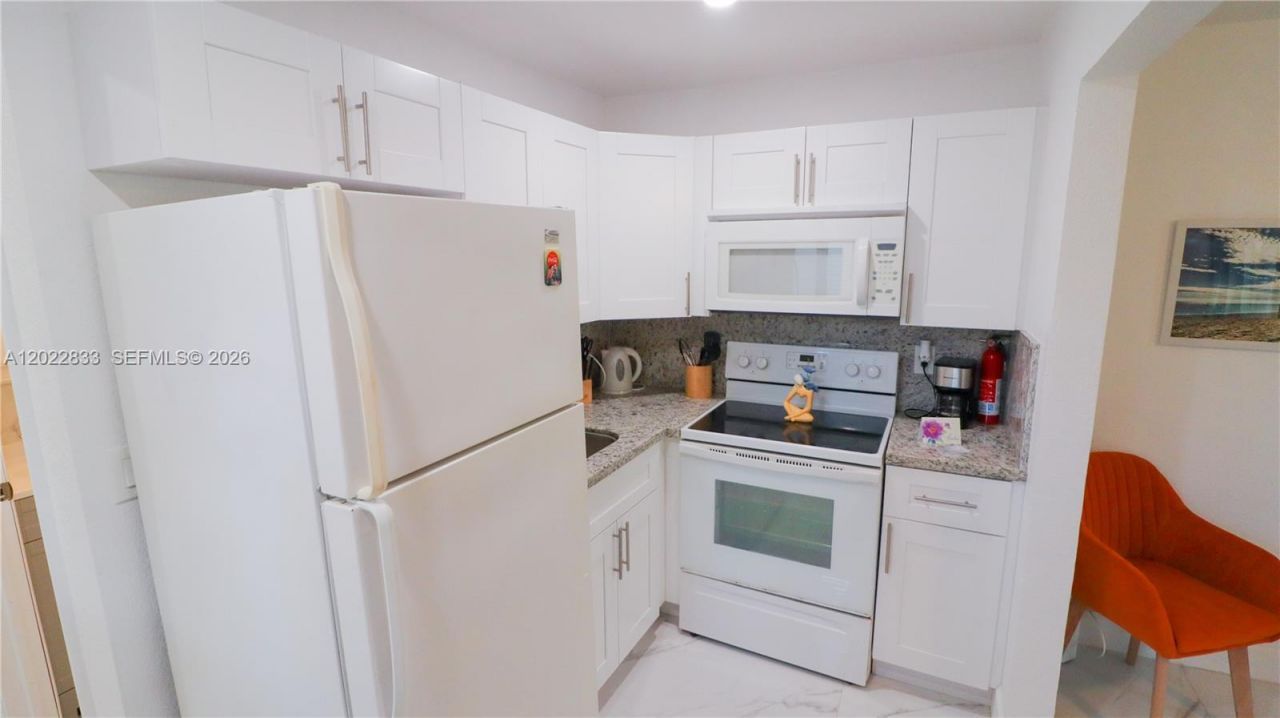 330 NW 82nd Ter , Miami, FL 33150 Photo