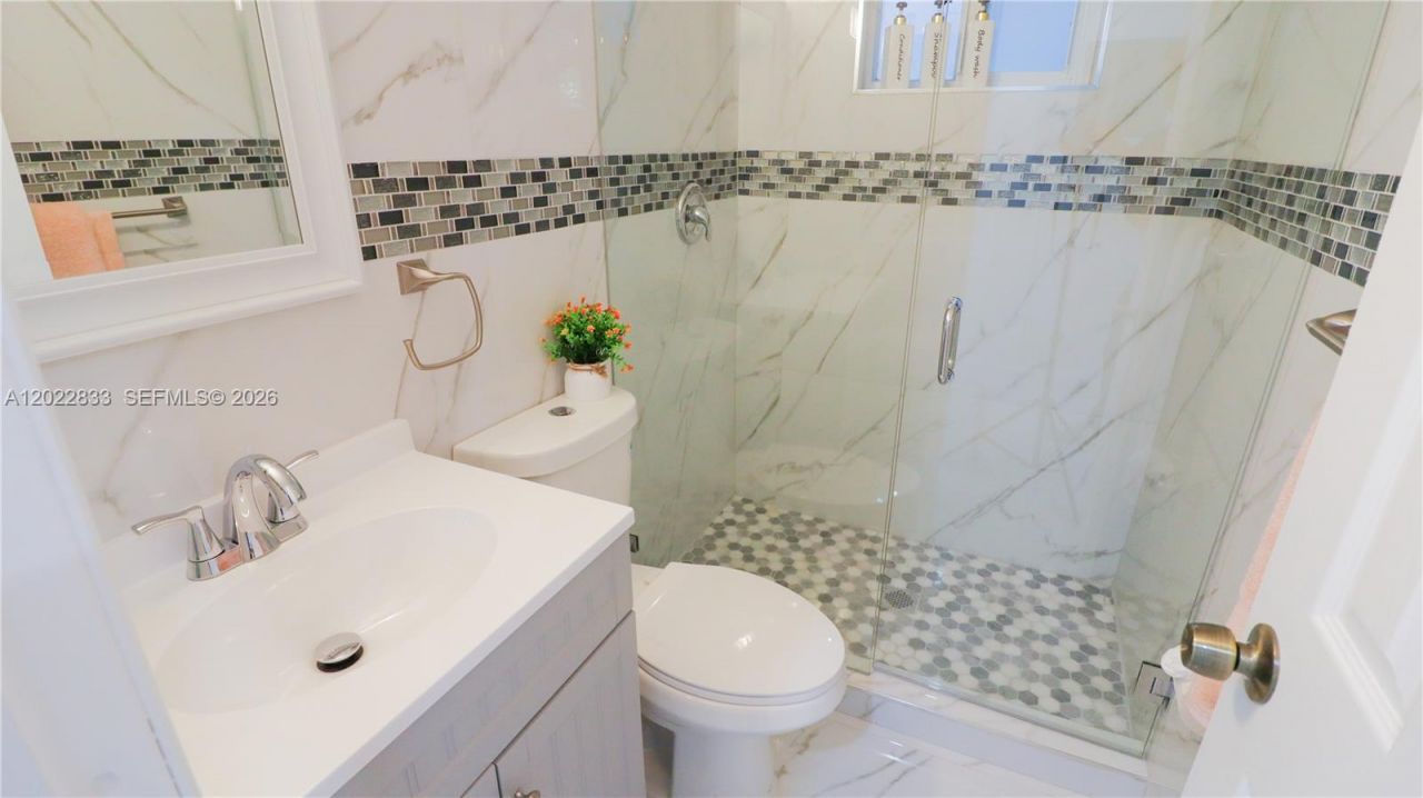 330 NW 82nd Ter , Miami, FL 33150 Photo