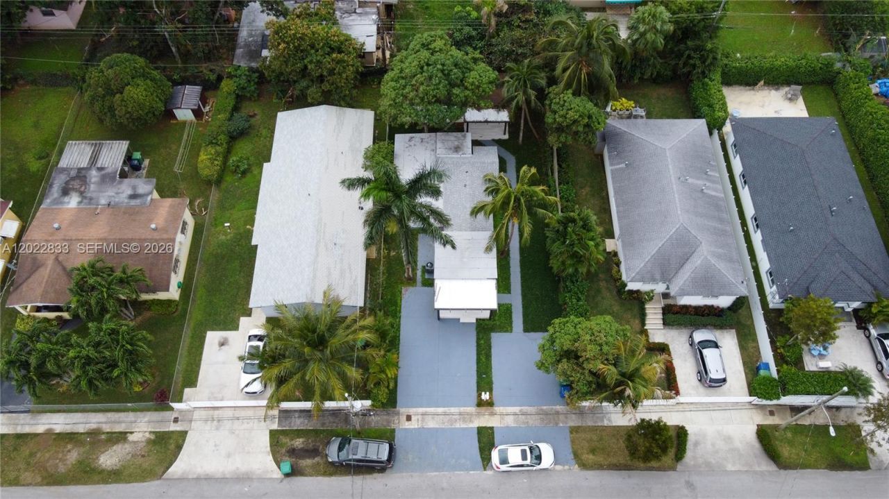 330 NW 82nd Ter , Miami, FL 33150 Photo