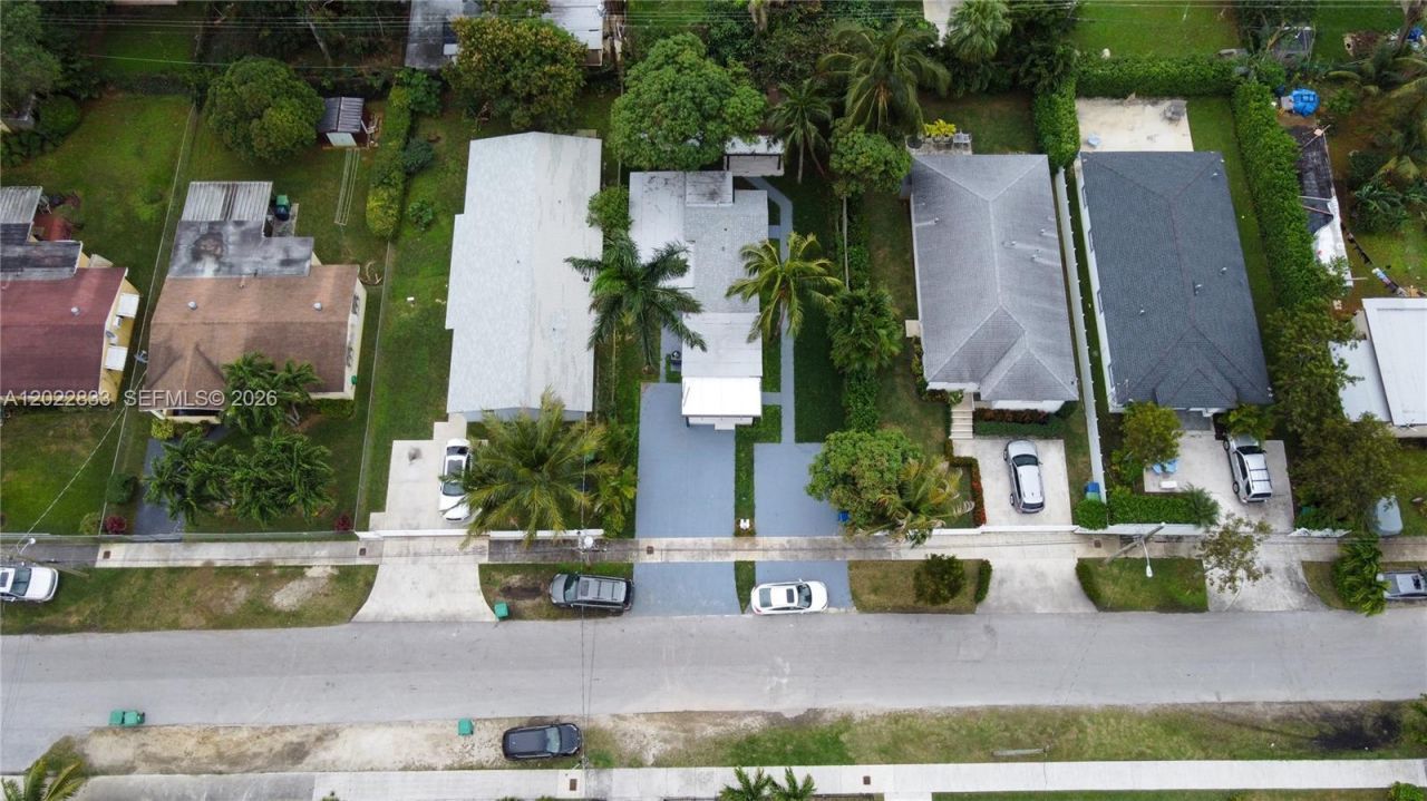 330 NW 82nd Ter , Miami, FL 33150 Photo