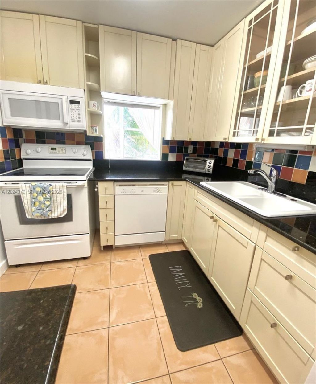 210 172nd St , Unit 226, Sunny Isles Beach, FL 33160 Photo