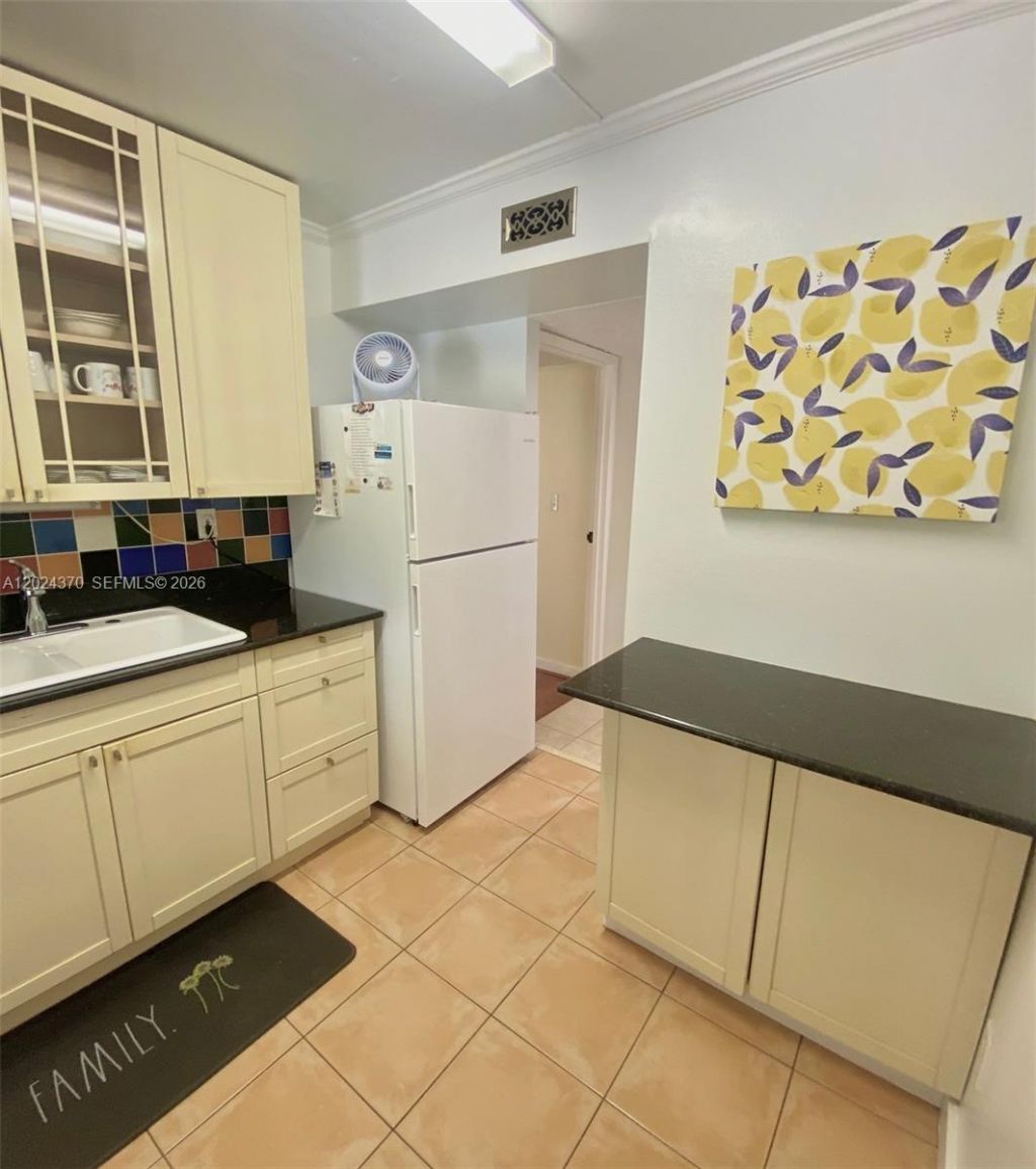 210 172nd St , Unit 226, Sunny Isles Beach, FL 33160 Photo