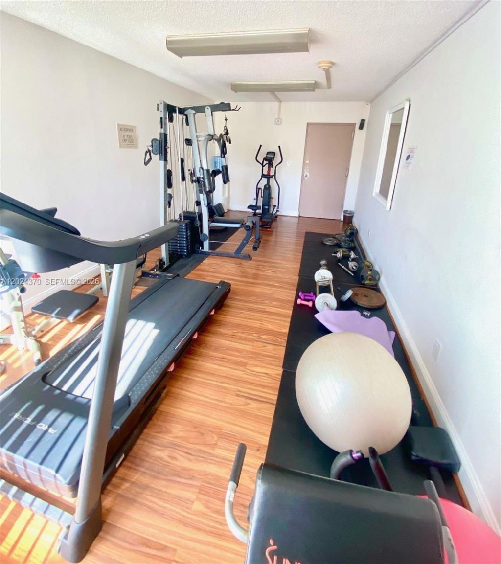 210 172nd St , Unit 226, Sunny Isles Beach, FL 33160 Photo