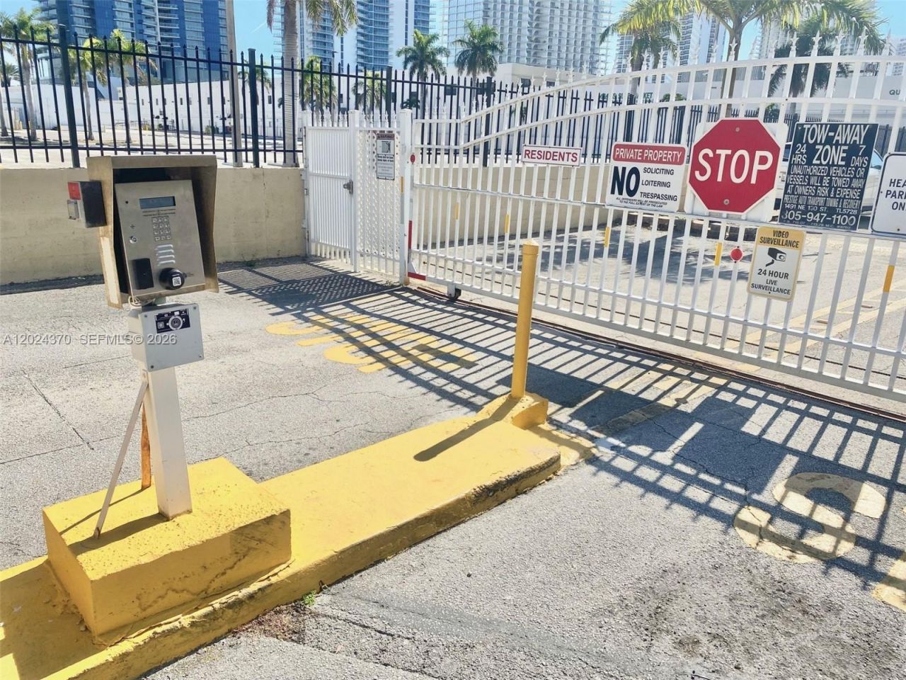 210 172nd St , Unit 226, Sunny Isles Beach, FL 33160 Photo