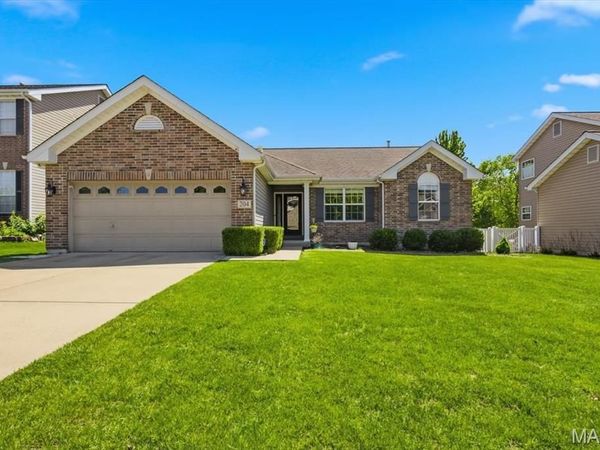 204 Graygate Court, Lake St Louis, MO 63367
