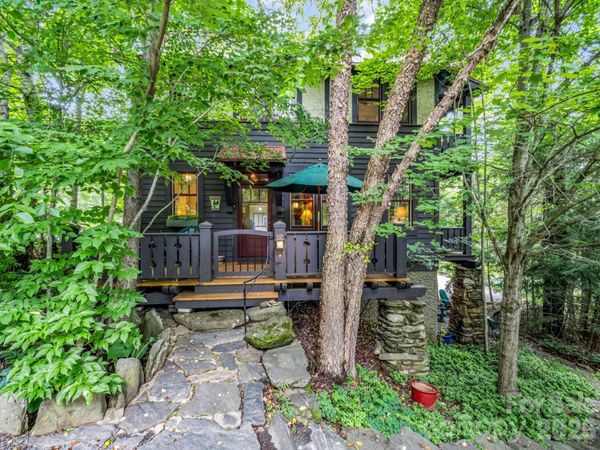 46 Cheshire Drive, Black Mountain, NC 28711