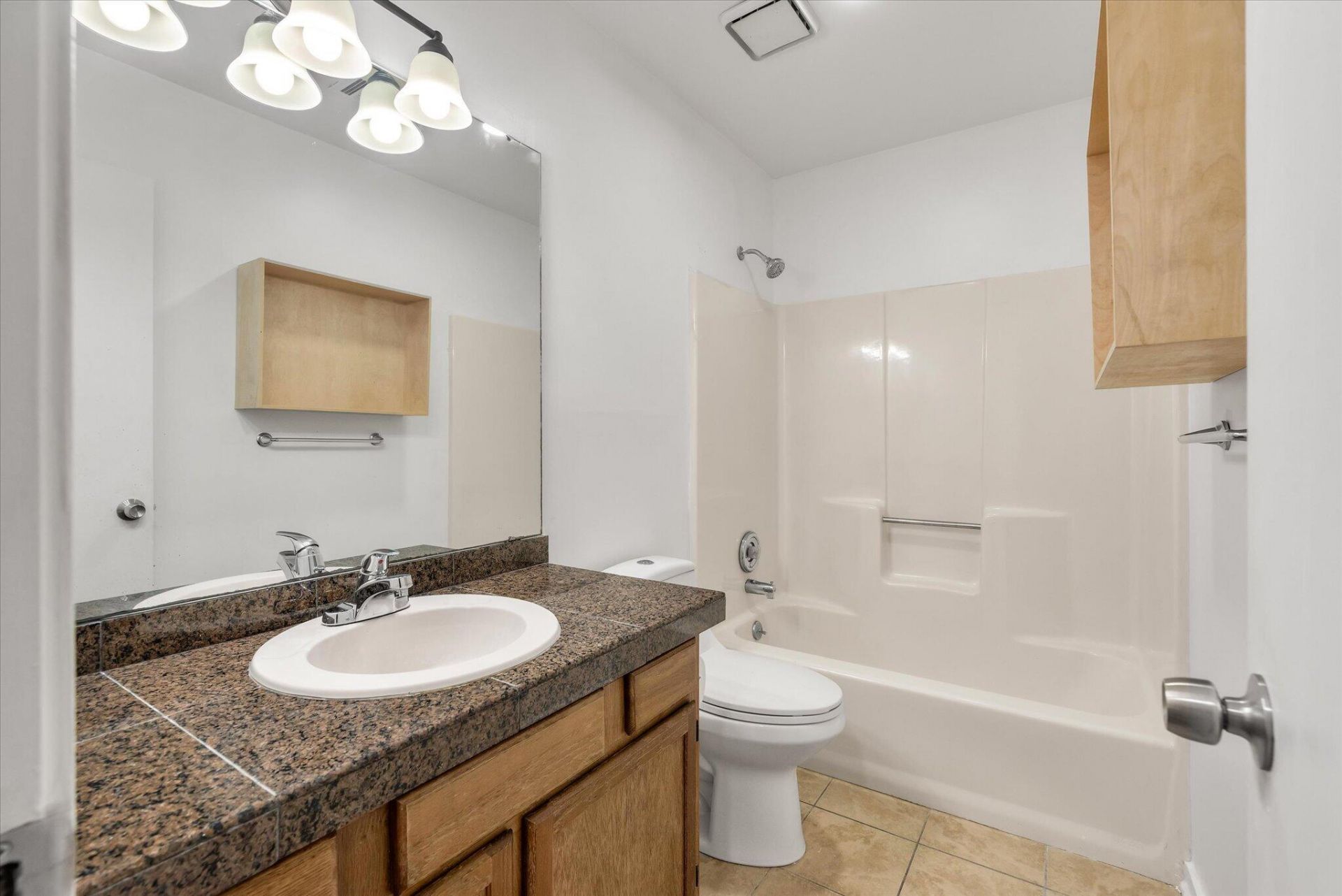 8687 Elsinore Court Photo 22