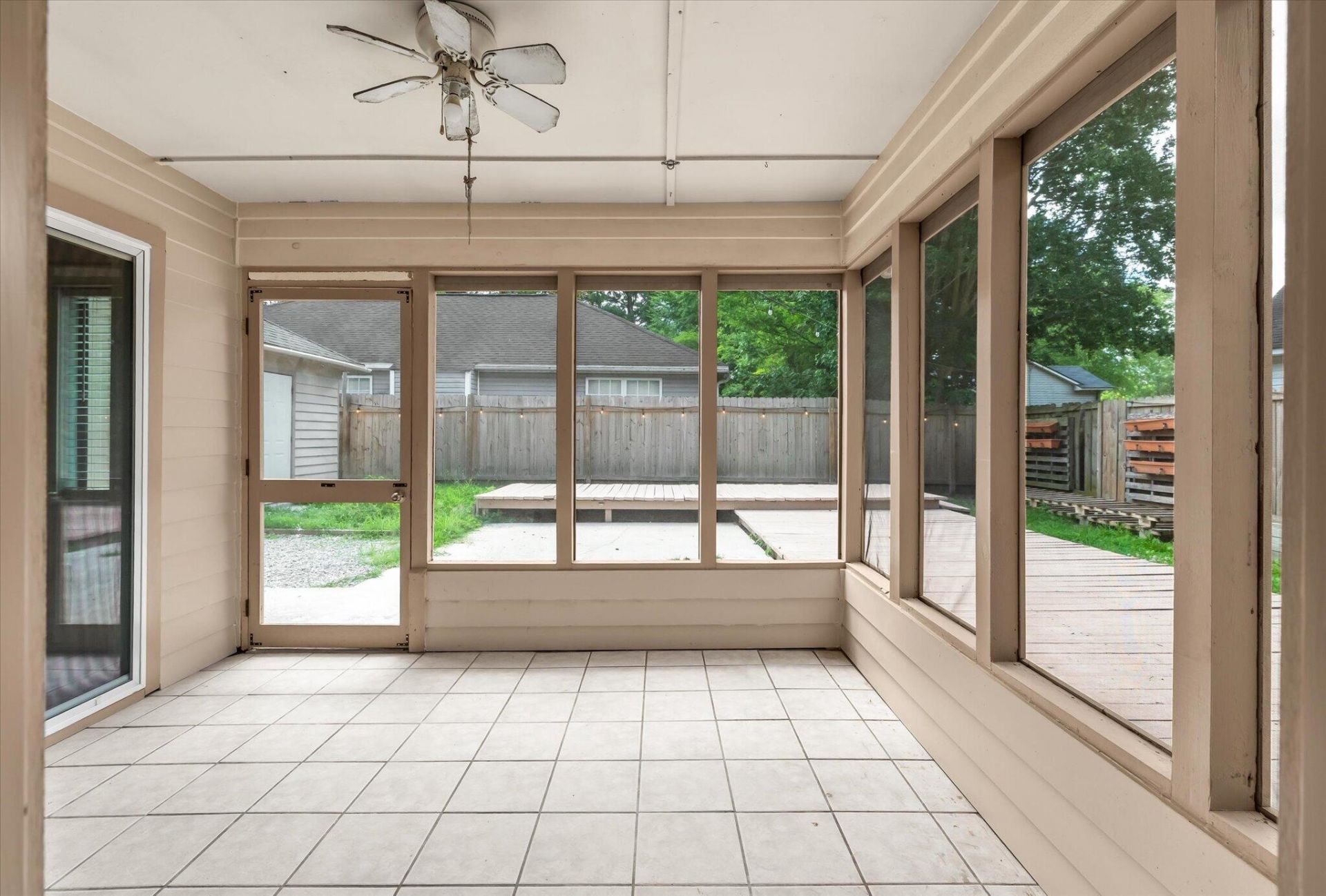 8687 Elsinore Court Photo 23