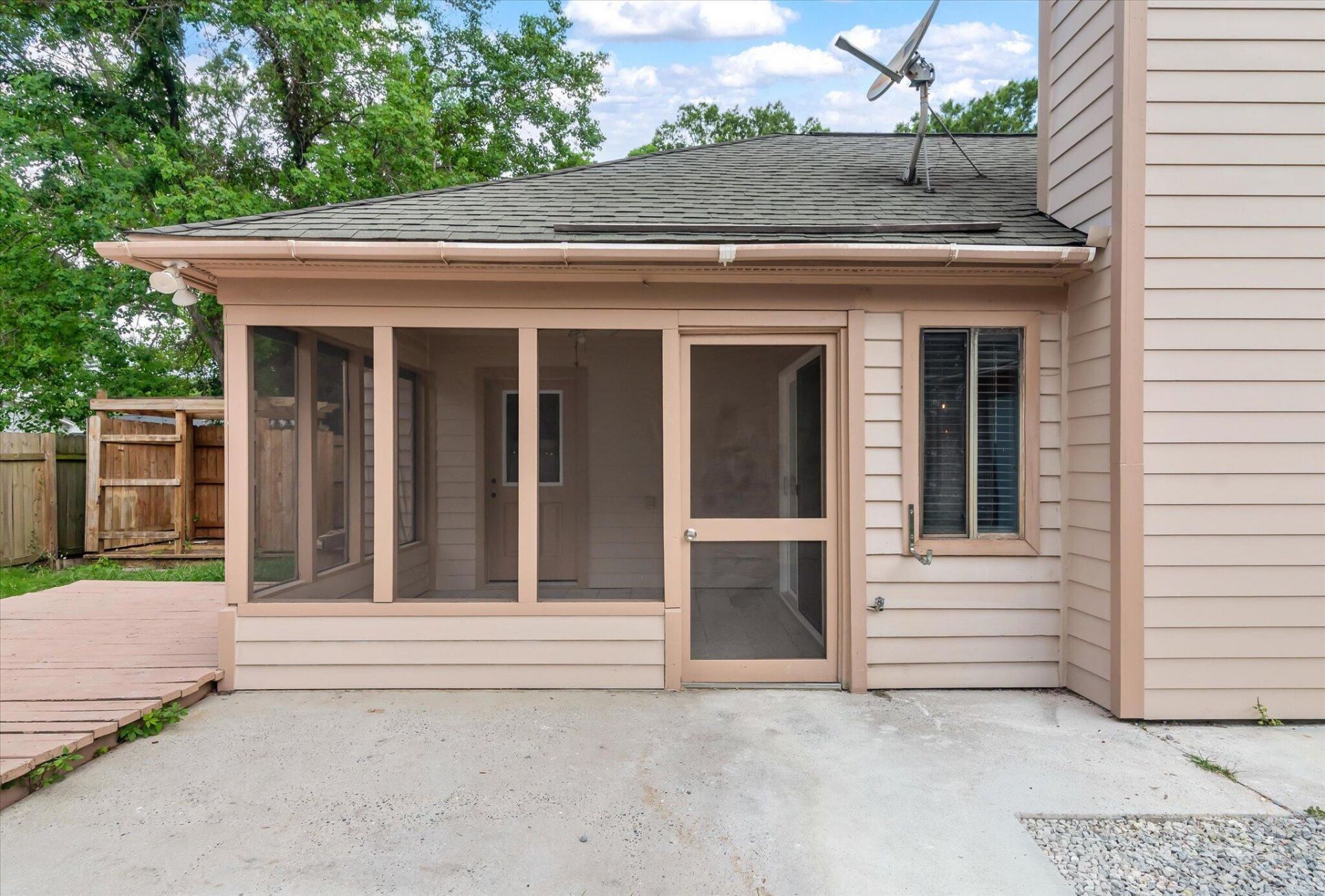 8687 Elsinore Court Photo 24