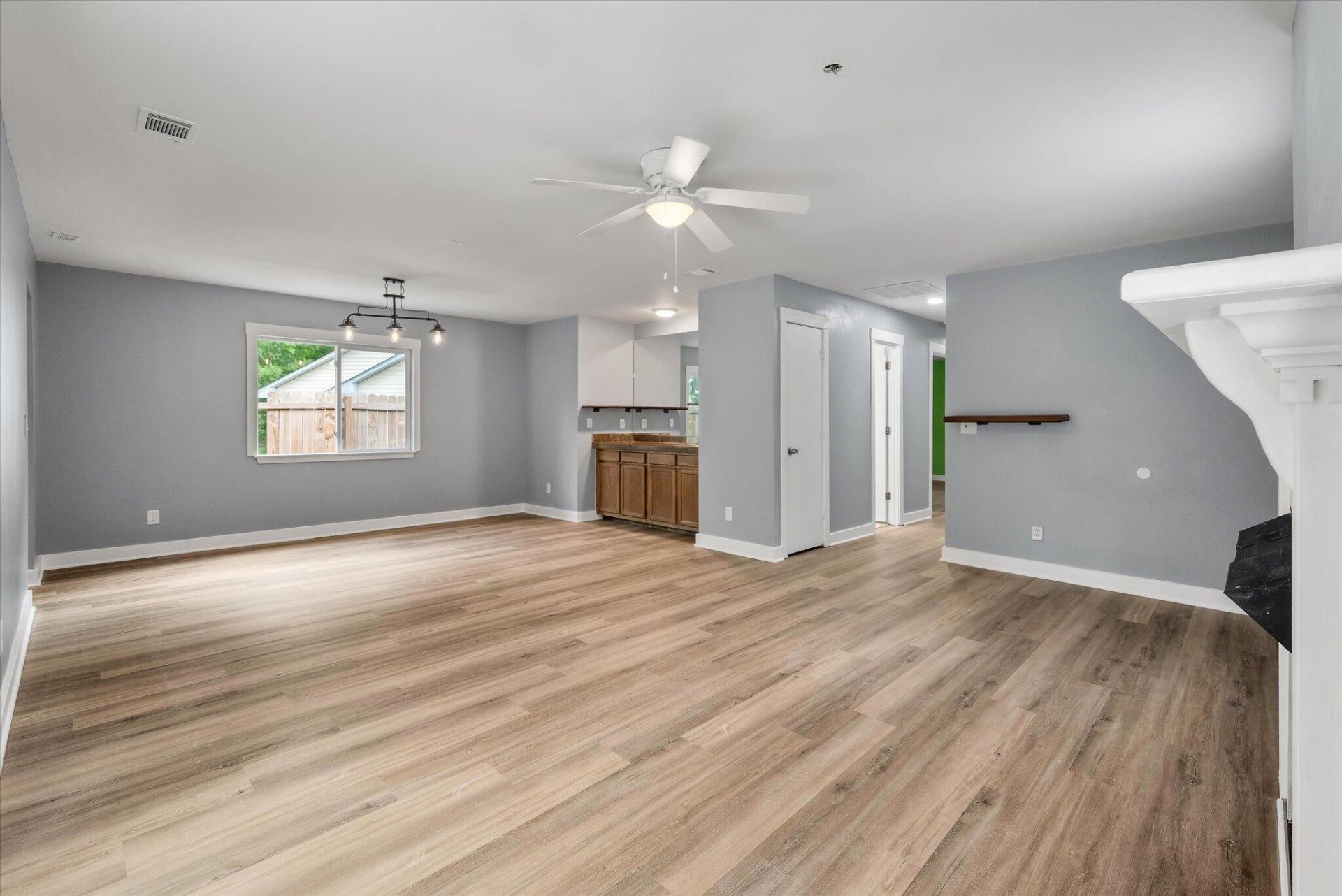 8687 Elsinore Court Photo 7
