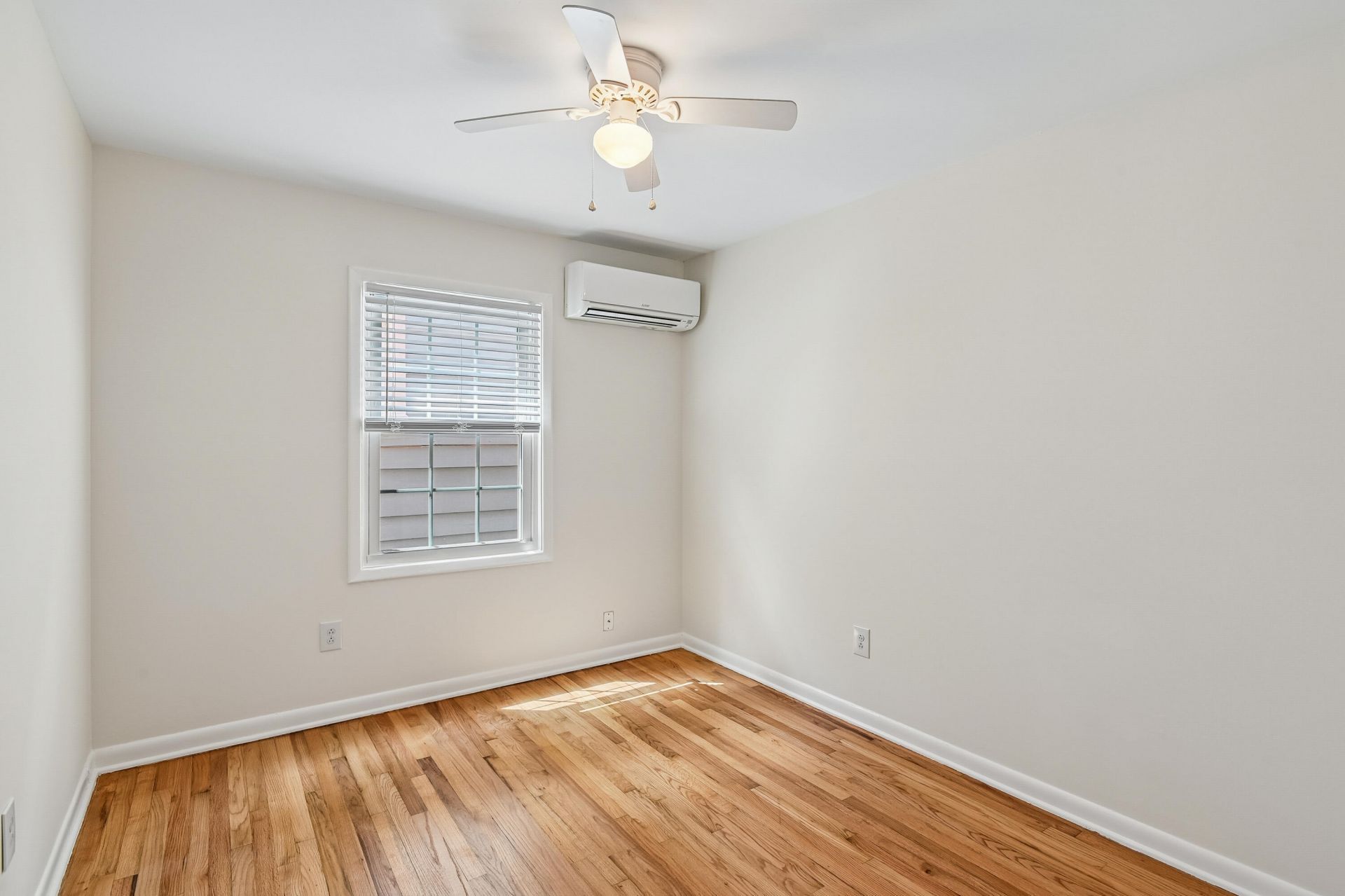 22 Pitt Street Photo 27