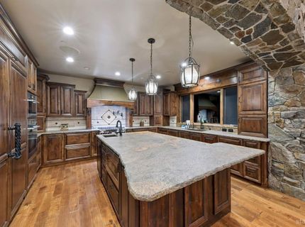 3771 S Upper Truckee Road, South Lake Tahoe, CA 96150 Photo
