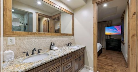 3771 S Upper Truckee Road, South Lake Tahoe, CA 96150 Photo