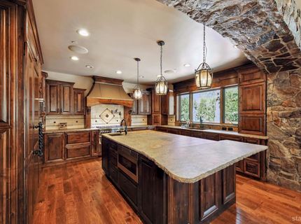 3771 S Upper Truckee Road, South Lake Tahoe, CA 96150 Photo