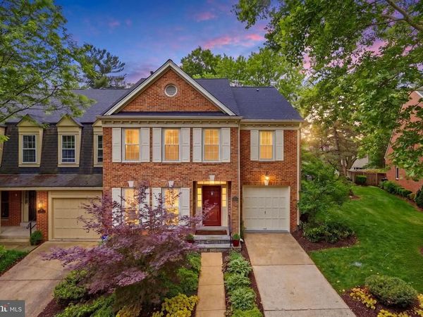7257 MCLEAN COMMONS LANE, MCLEAN, VA 22101